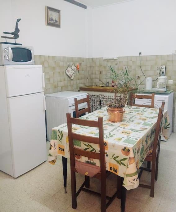 Gite Et Jardin En Bord De Riviere Saumane Kültér fotó